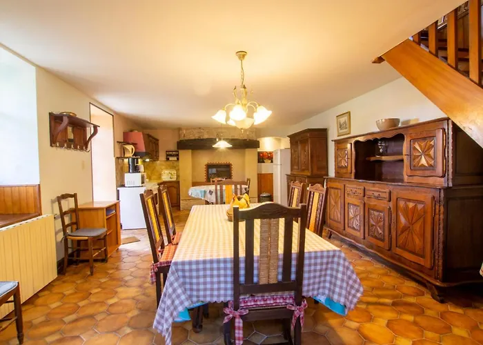 Semesterbostad Maison Spacieuse A Avec Piscine Privee Et Animaux Admis - Fr-1-616-218 Montignac-Lascaux