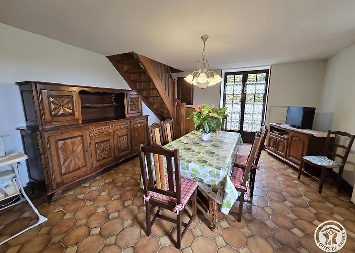 Maison Spacieuse A Avec Piscine Privee Et Animaux Admis - Fr-1-616-218 Holiday home Montignac-Lascaux